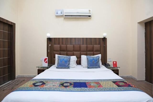 Hotel Whitehouse Ac Family Room Agra  Zewnętrze zdjęcie
